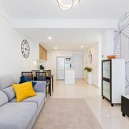 Apartment New Comfortable With 2 Bedrooms Near The *