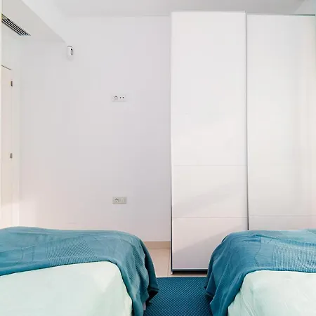 New Comfortable With 2 Bedrooms Near The Διαμέρισμα Torre de la Horadada
